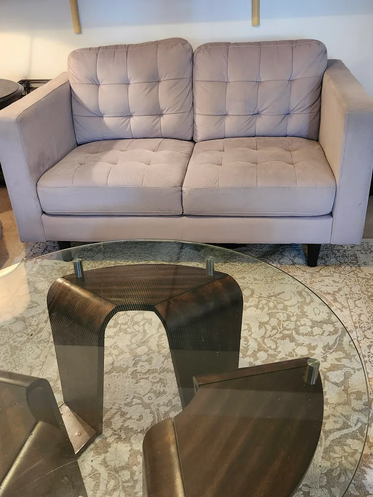 Light Grey Sofa & Love-seat Set image indicator(9)