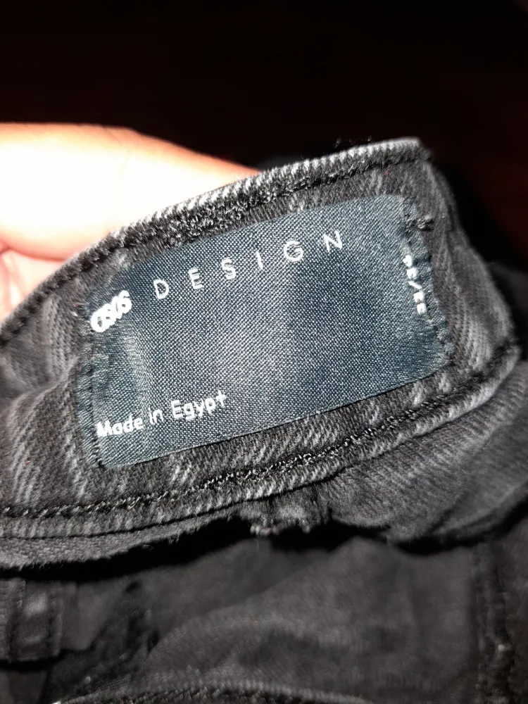 ASOS Design Black Jeans - Size 32/34 image indicator(3)