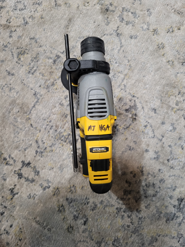DeWalt 20V Brushless SDS Rotary Hammer Drill - photo 3