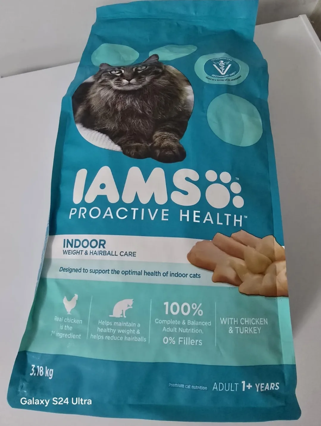 IAMS Proactive Health Indoor Cat Food - 3.18kg thumbnail