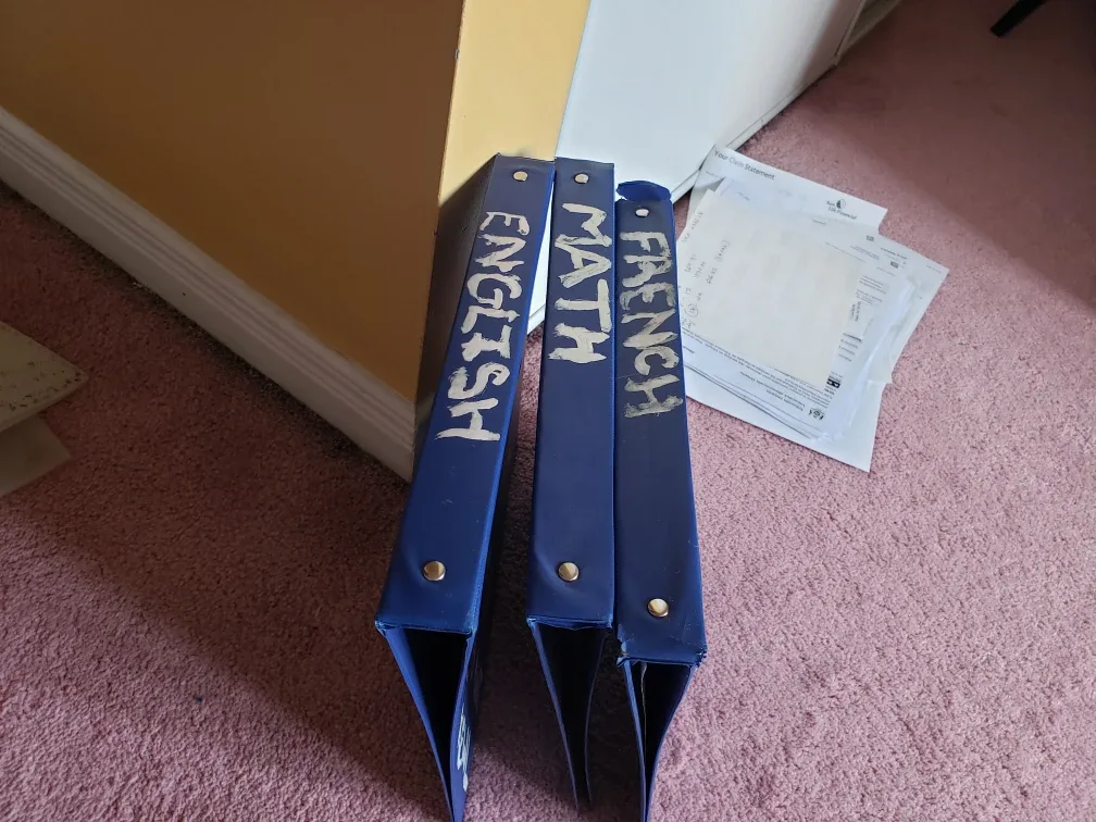 Used School Binders - English, Math, French image indicator(3)