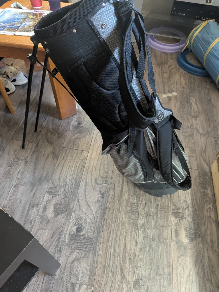 Black Golf Bag