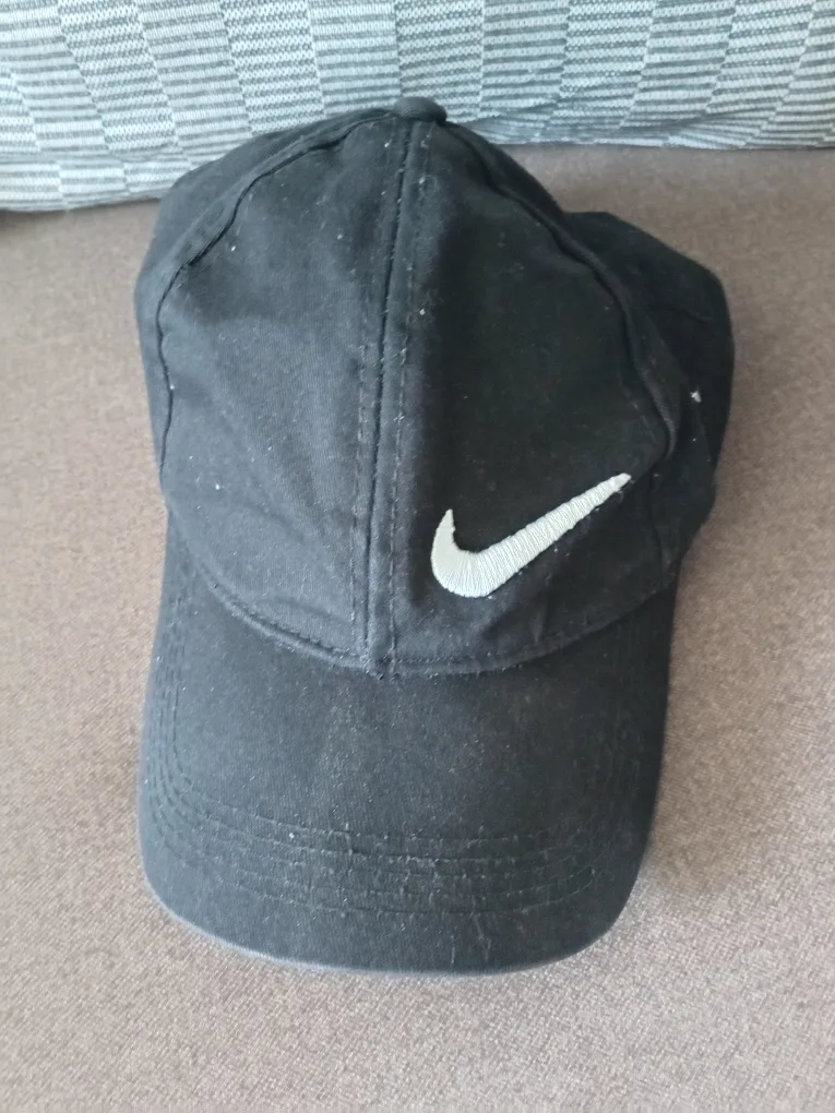 Nike Black Baseball Cap thumbnail