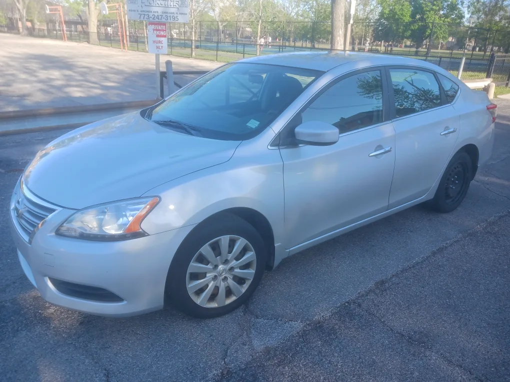 2013 Nissan Sentra One Owner thumbnail