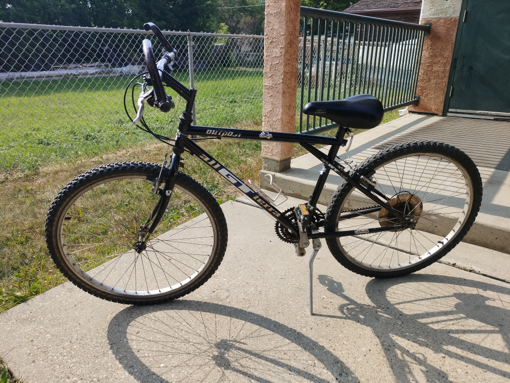 Adult Bike (GT) - photo 3