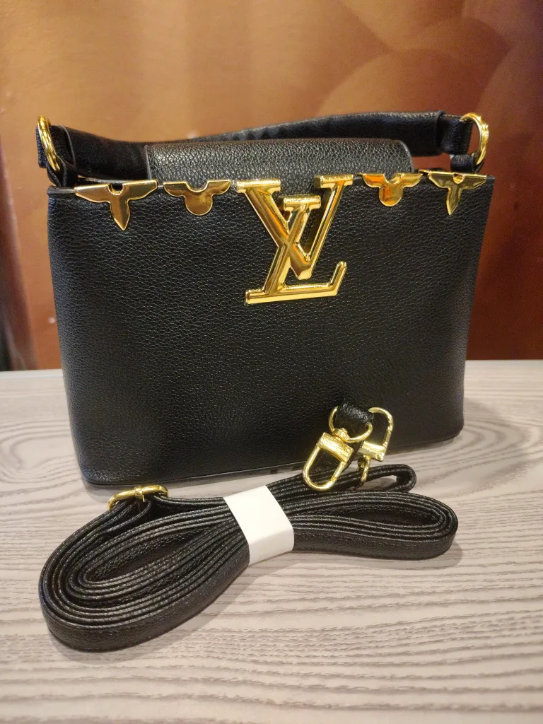 Louis Vuitton Black Leather Handbag thumbnail