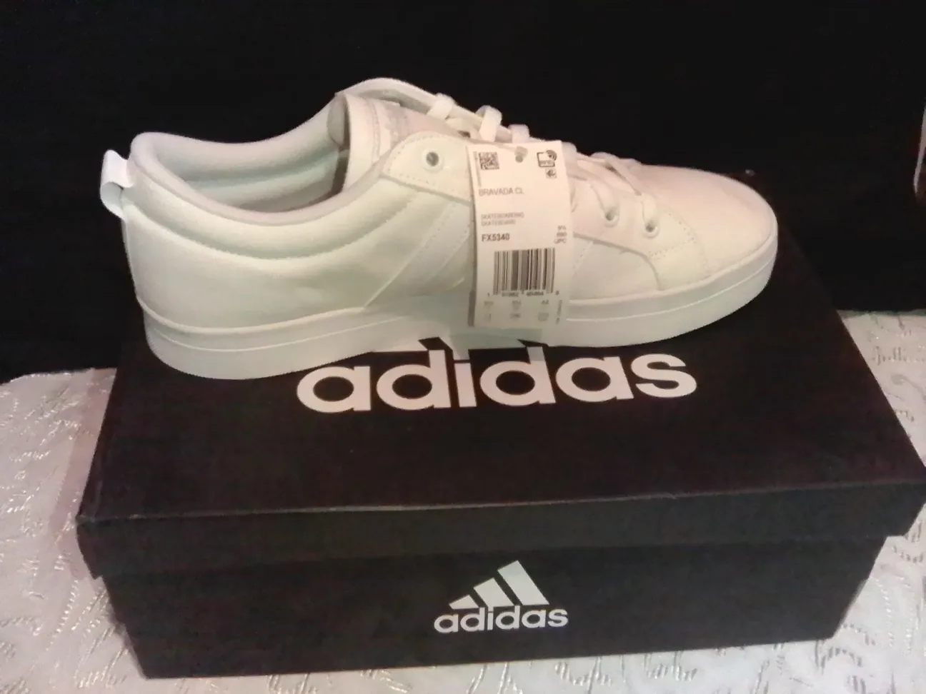 New Adidas Bravada CL White Sneakers thumbnail