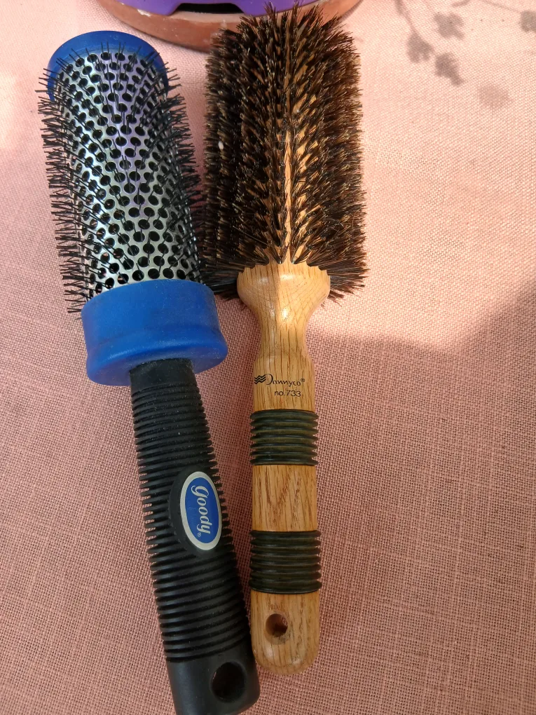 Goody & Jimmyco Round Hair Brushes thumbnail