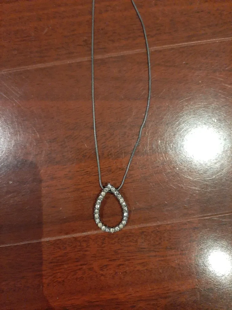 Teardrop Pendant Necklace thumbnail
