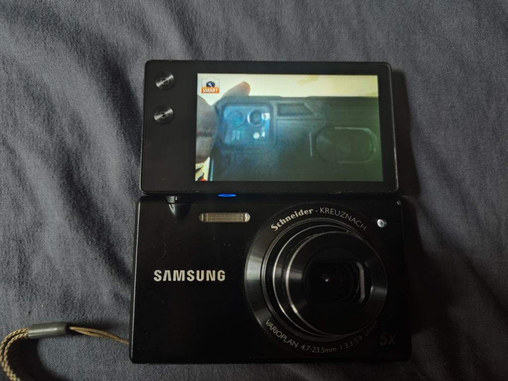 Samsung Smart Camera MV 800 - photo 4
