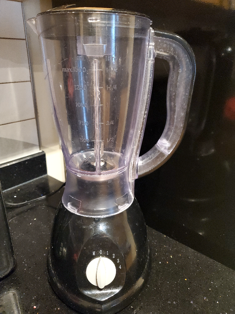 Blender with 1.5L Capacity 🧡