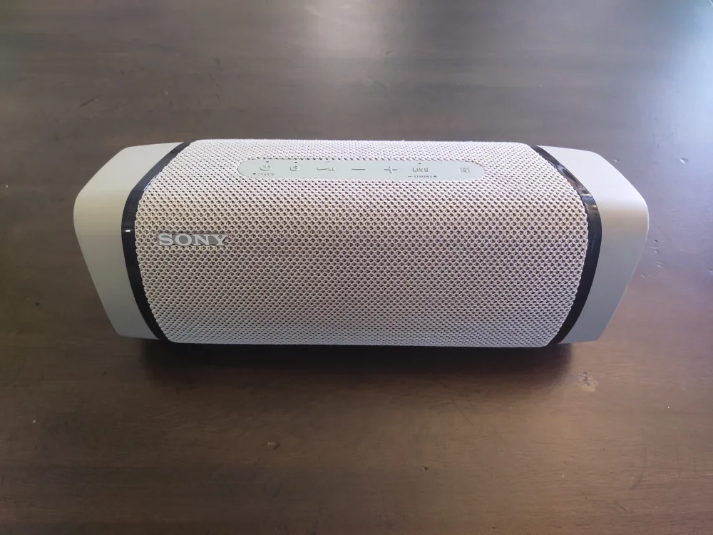Sony SRS-XB33 Portable Bluetooth Speaker thumbnail