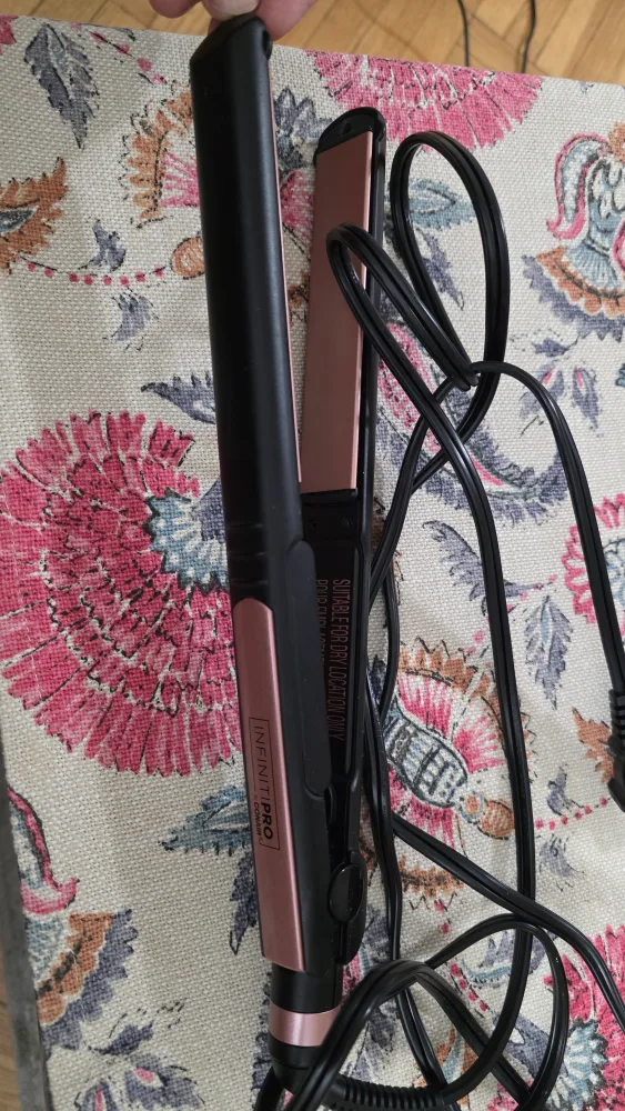 Conair InfinitiPro Rose Gold Flat Iron - 1 Inch