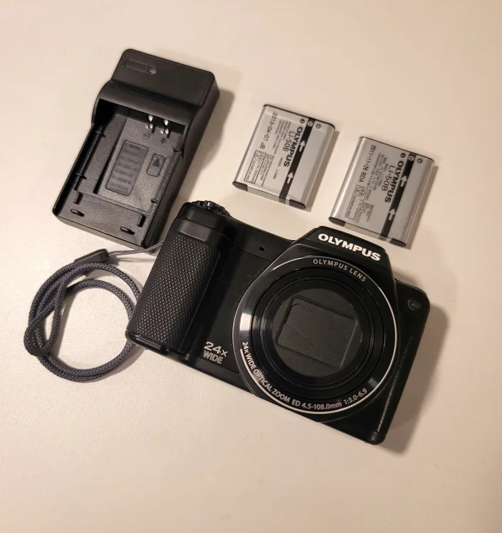 Olympus Stylus SZ-15 Digital Camera thumbnail