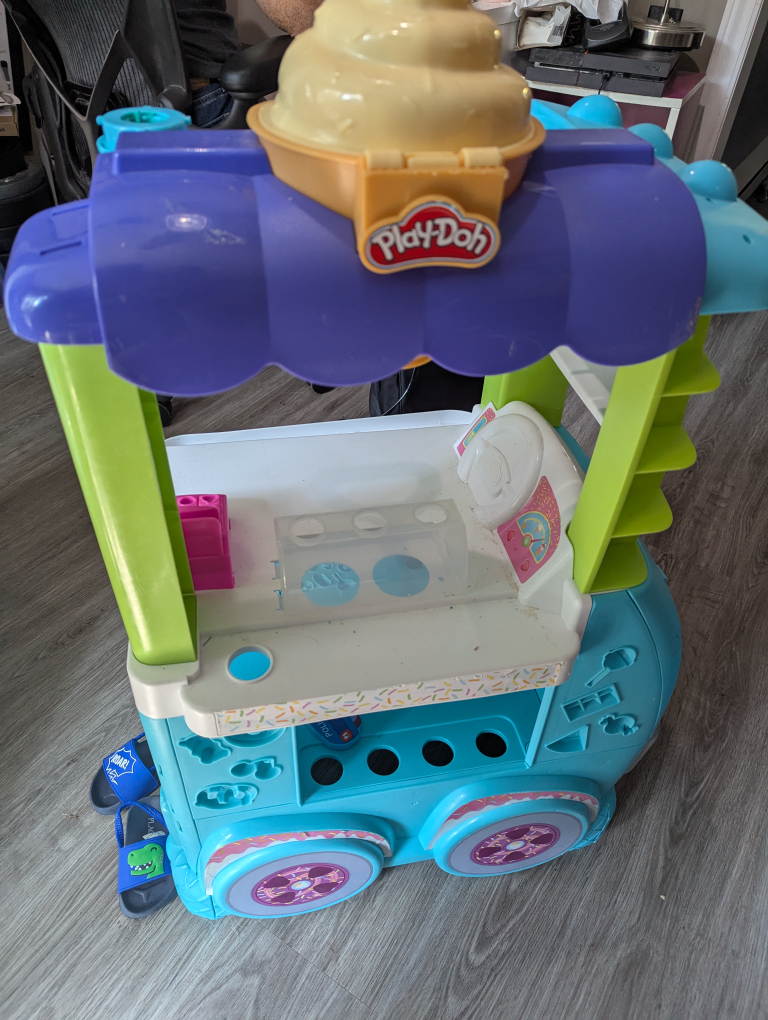 Play-Doh Ice Cream Cart