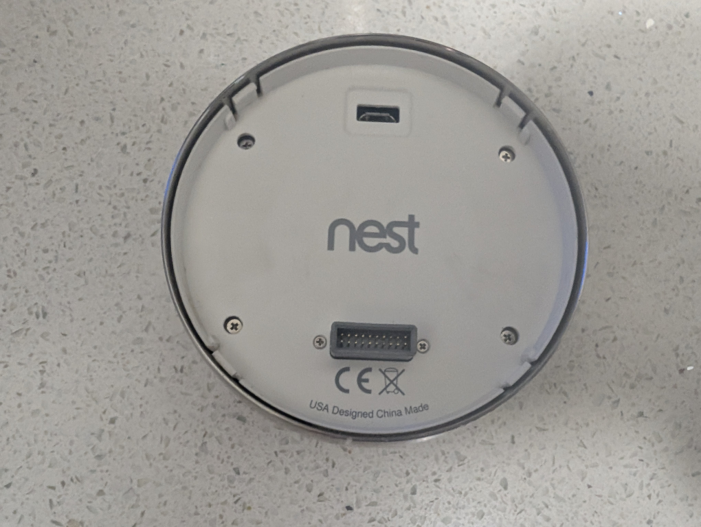 This is a Gen1 Google nest thermostat&backing plate 2.5&5G - photo 4