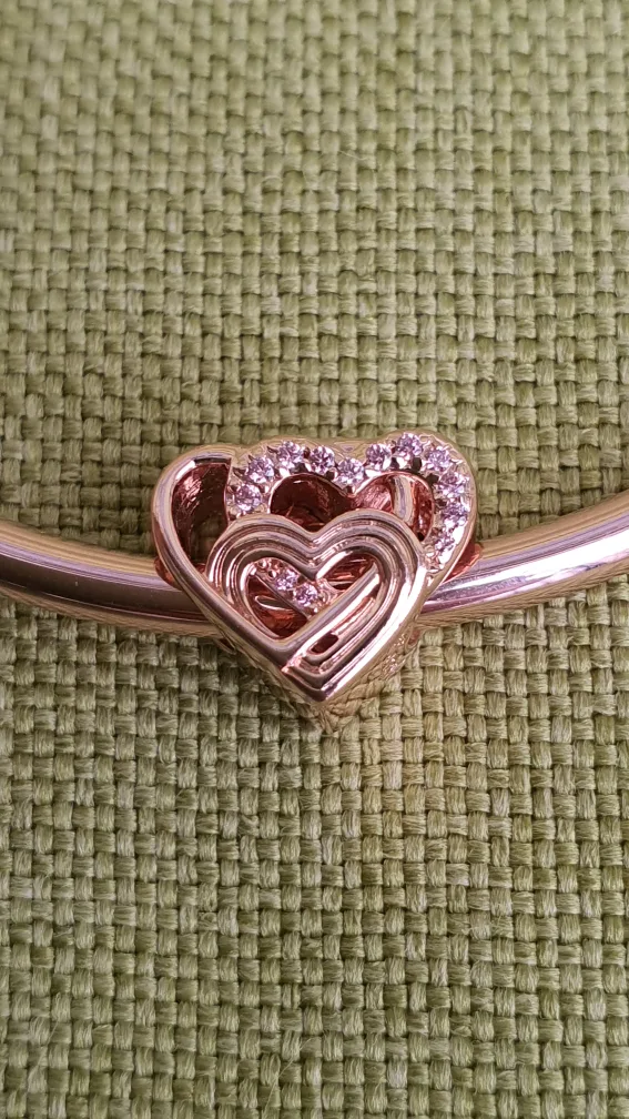 Pandora Rose Gold Bangle with Heart Charm image indicator(8)