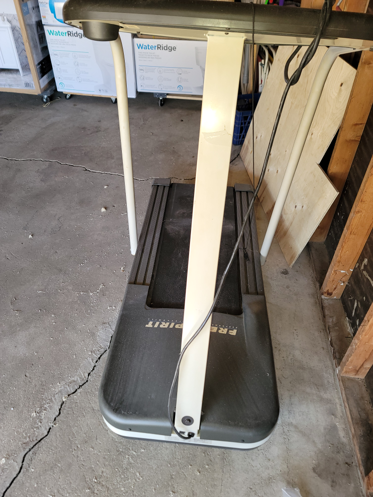 Free Spirit Performance 300 Treadmill - photo 3