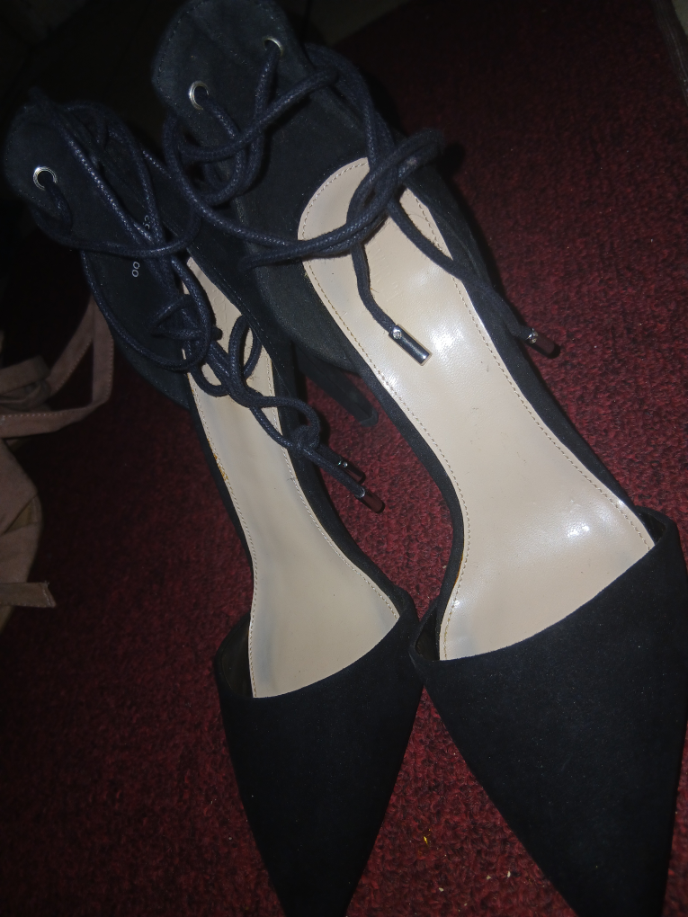Forever 21 Black Lace Up Heels Size 7.5 - photo 3