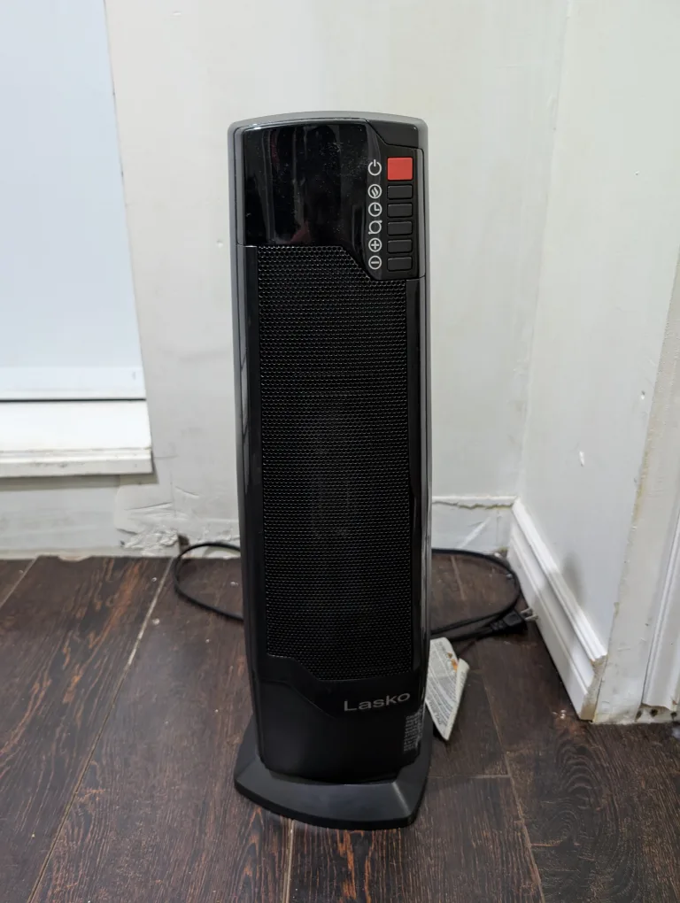 Lasko Black Tower Heater with Remote thumbnail