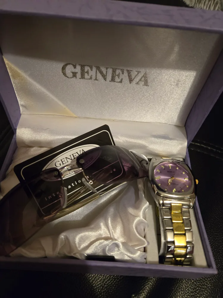 Geneva Watch & Sunglasses Set image indicator(2)