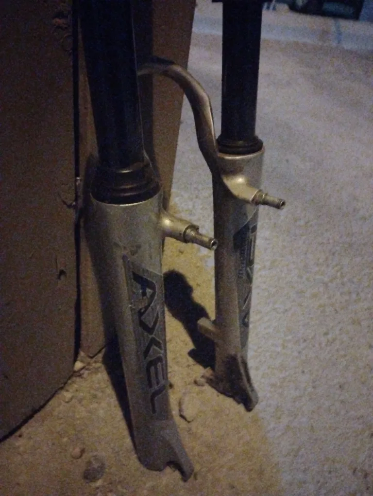 Manitou Axel Bicycle Suspension Fork image indicator(5)