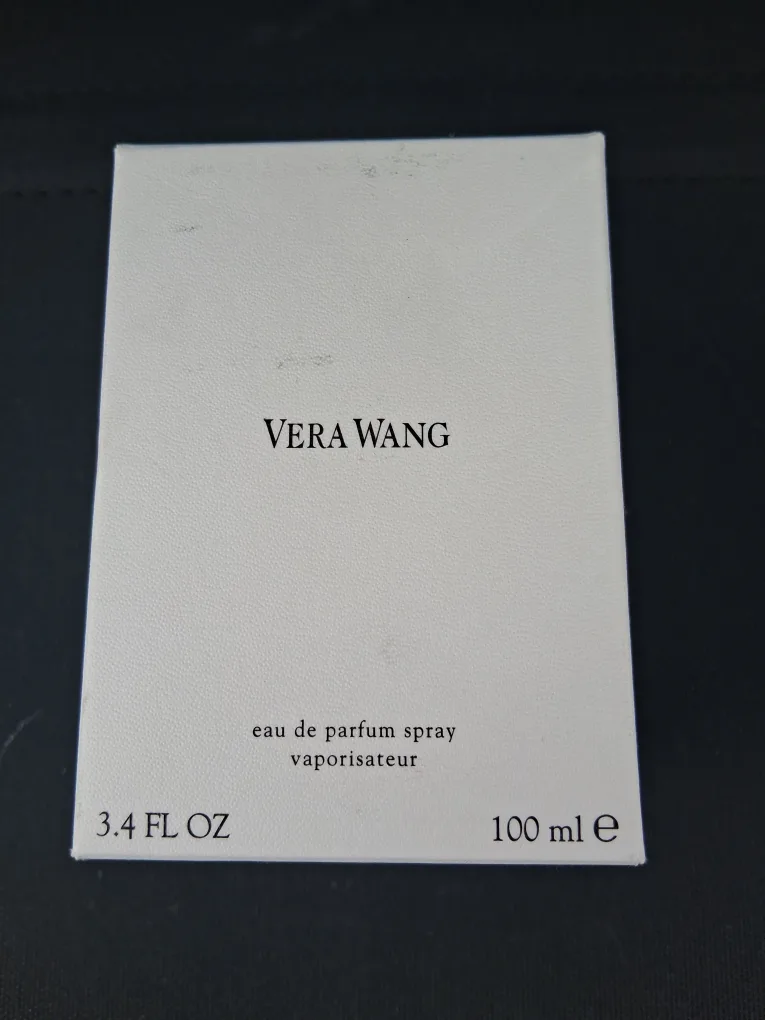 Vera Wang Eau de Parfum Spray 3.4 fl oz thumbnail