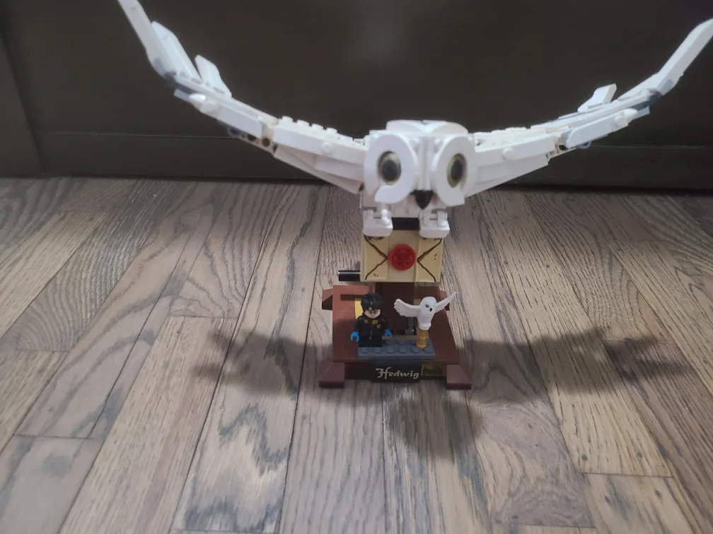 LEGO Harry Potter Hedwig 75979 image indicator(6)