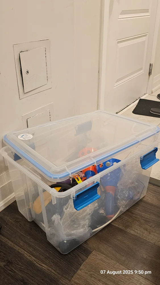 Plastic Storage Bin with Lid thumbnail