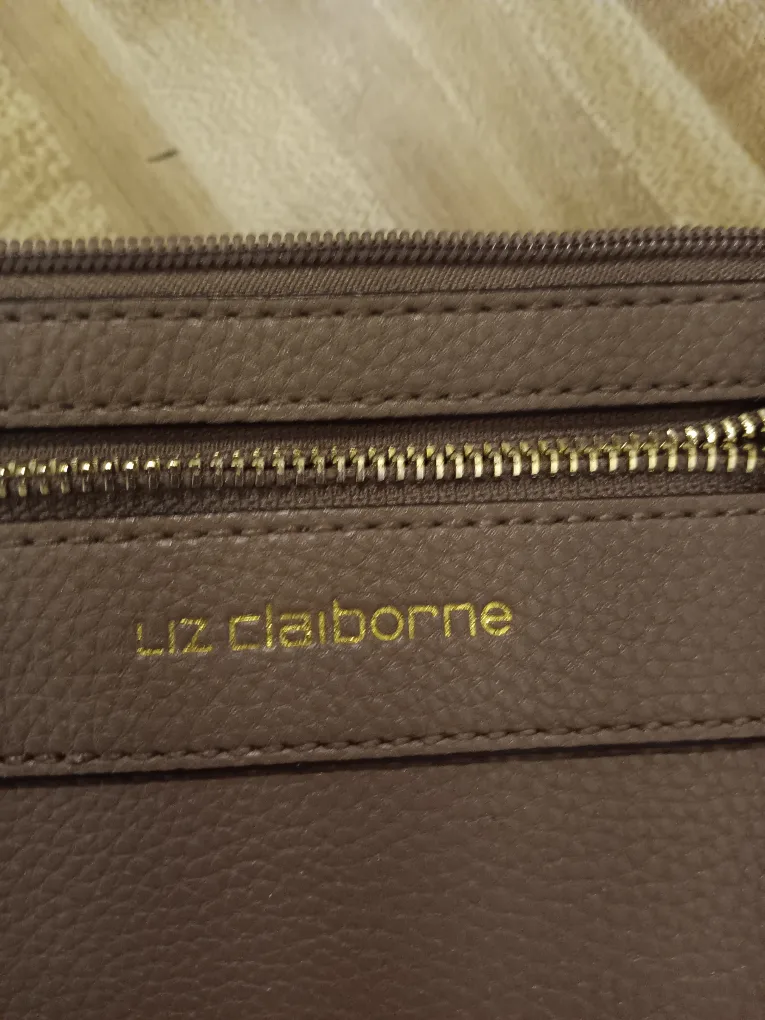Liz Claiborne Crossbody Bag❤️ image indicator(3)