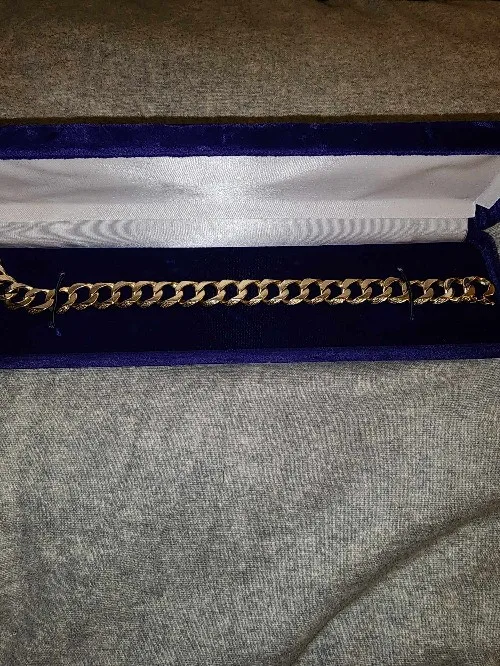 Gold Curb Bracelet thumbnail