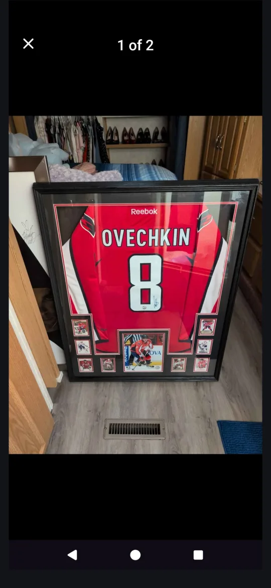 Ovechkin Autographed Jersey - Framed thumbnail