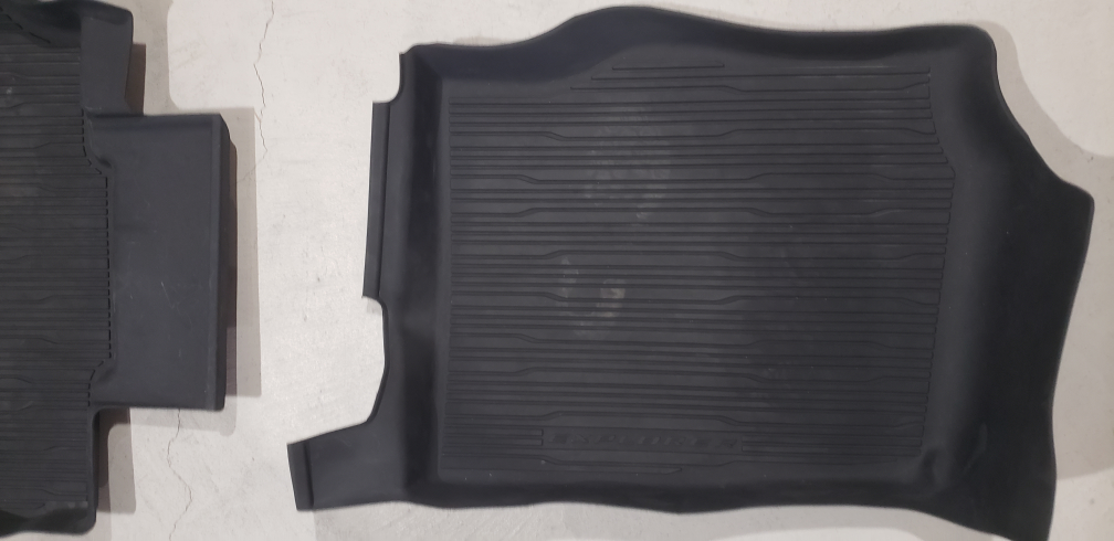 Ford Explorer Floor Mats - Black - photo 5