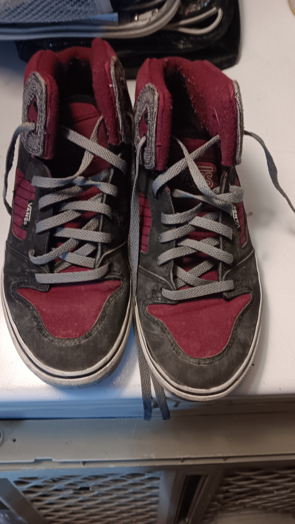 Vans High-Top Shoes for boys size 4