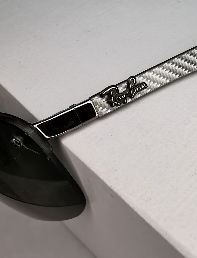 Vintage Italian Ray-Bans w official Ray Bans case - photo 2