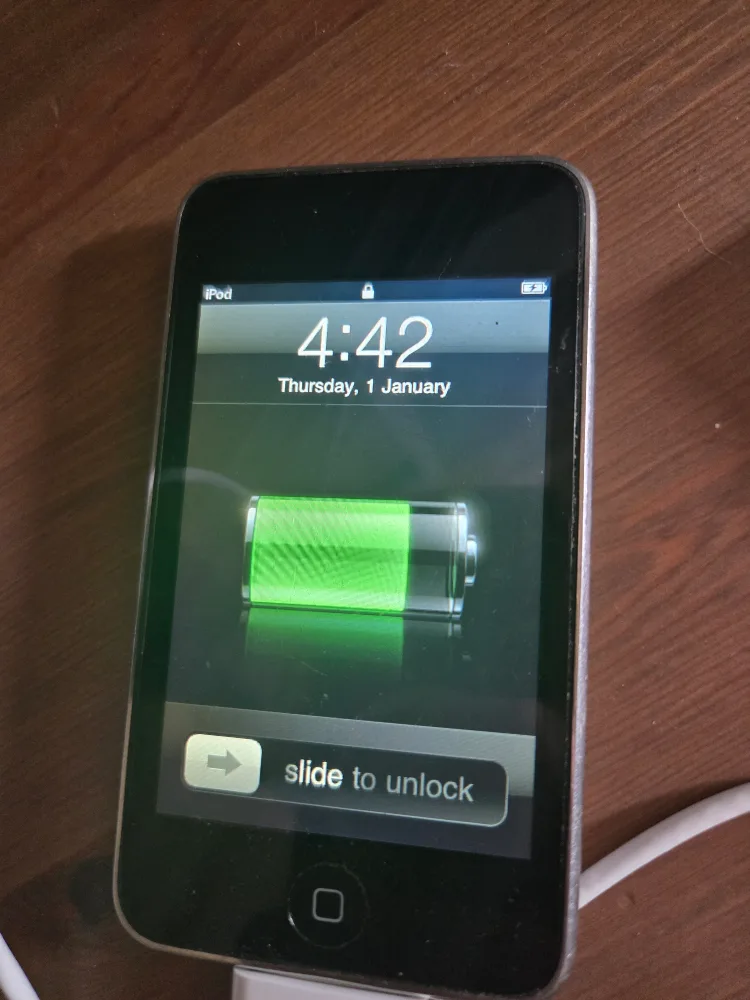 iPod Touch 8GB 2008 thumbnail
