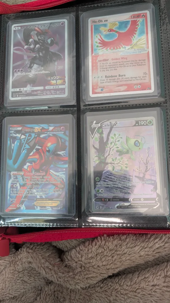 Pokemon Trading Cards - Lot of Assorted Cards image indicator(6)