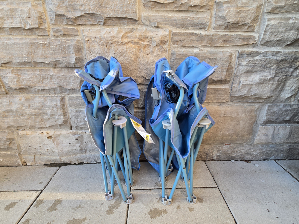 2 Blue Camping Chairs with Canopy - photo 2
