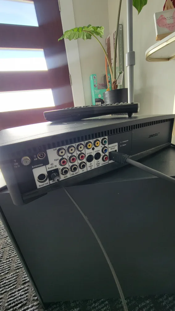 Bose PS3-2-1 II Powered Speaker System image indicator(4)