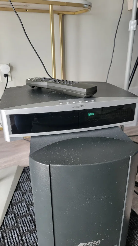 Bose PS3-2-1 II Powered Speaker System image indicator(6)