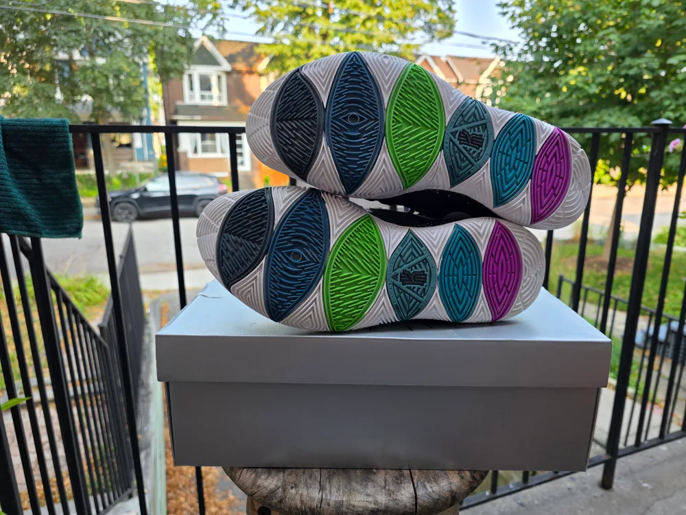 Nike Kyrie 5 Black Basketball Shoes image indicator(4)