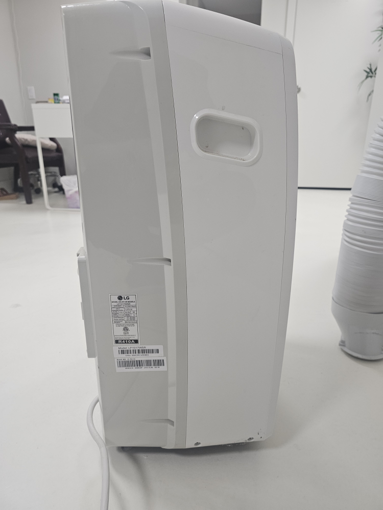 LG LP1017WSR Portable Air Conditioner - photo 4