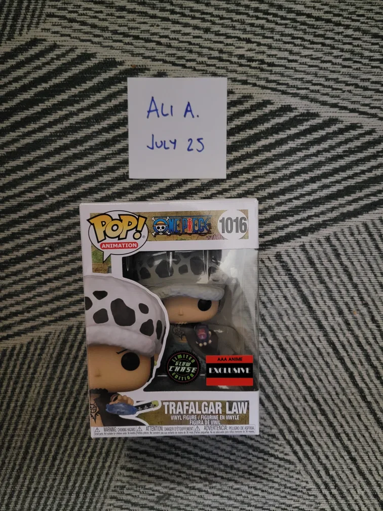 Funko POP! Animation One Piece Trafalgar Law #1016 thumbnail