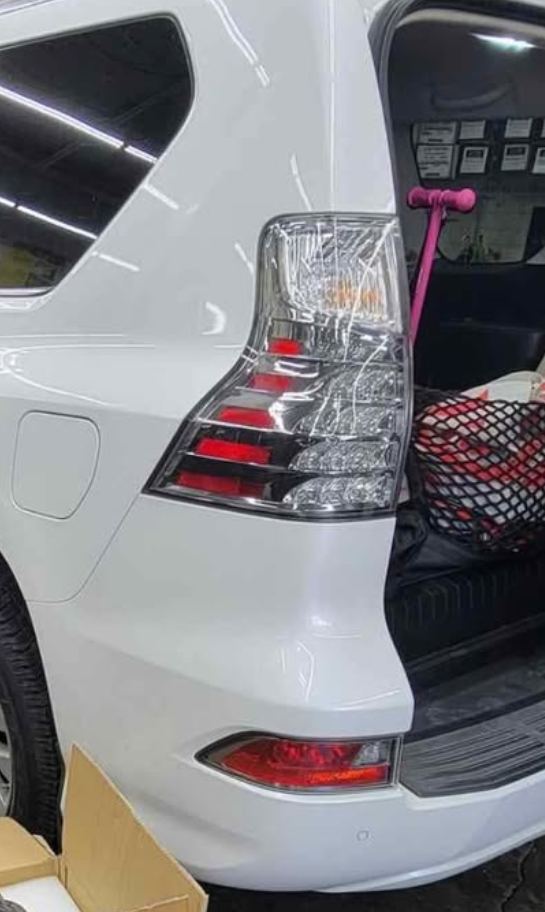 2022 Lexus GX460 pair of Tail Lights