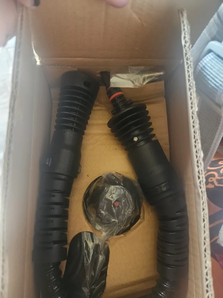 GLOIL Handheld Steam Cleaner with Accessories - Like New! image indicator(2)