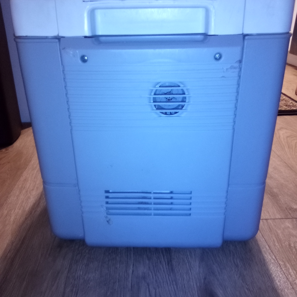 White & Grey Cooler