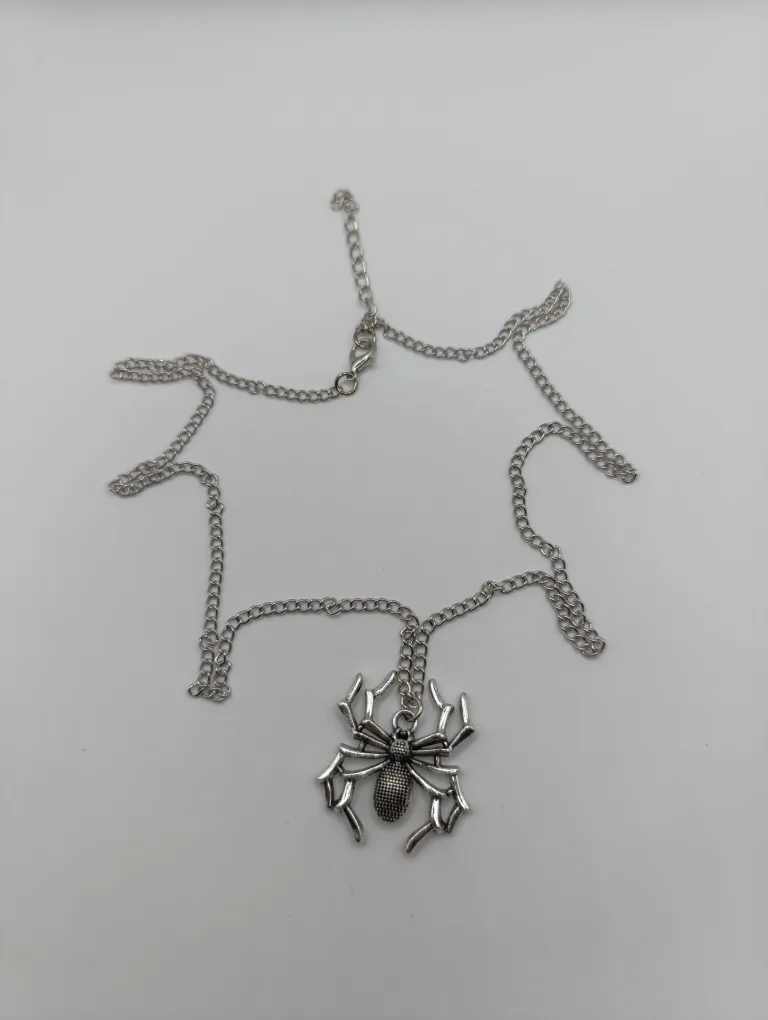 Spider Pendant Necklace thumbnail