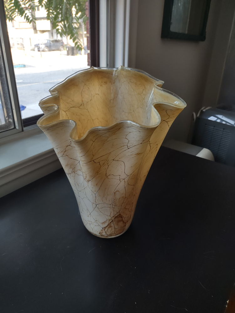 Ruffled Marbled Art Glass Vase - photo 3