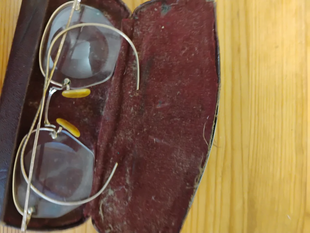 Vintage Rimless Eyeglasses with Case