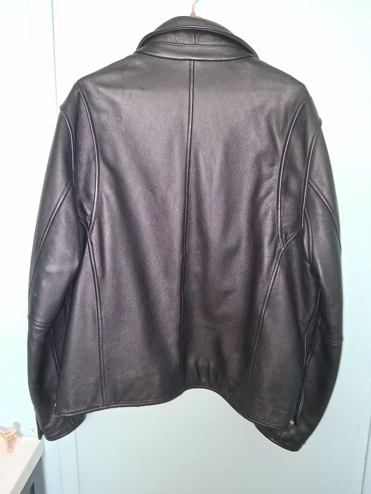 Danier Leather Jacket - Size L image indicator(3)